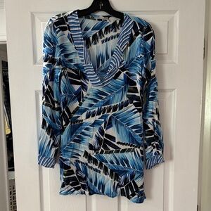 La Blanca Blue and Black Patterned Women's swimsuit coverup